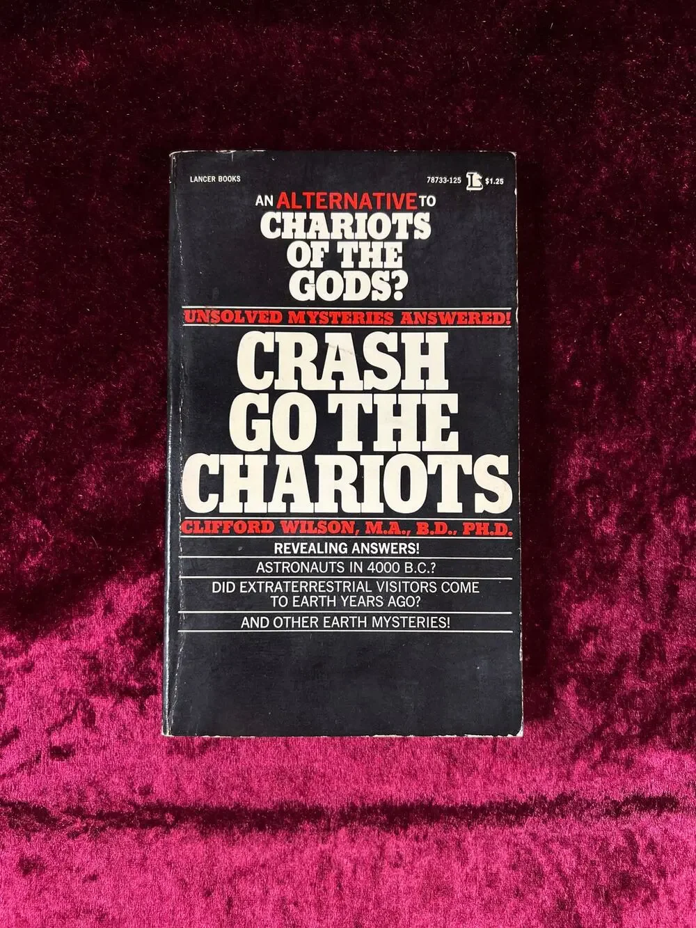 Vintage Paperback Book – Crash Go The Chariots Clifford Wilson 1972 Lancer Books